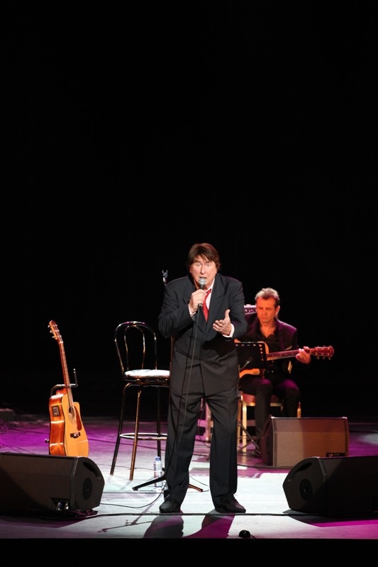 Bernard Sauvat Au Casino Du Liban